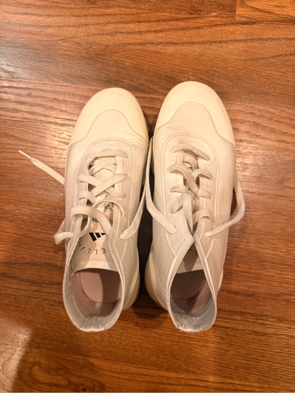 Stella McCartney x Adidas Treino Sneakers in white